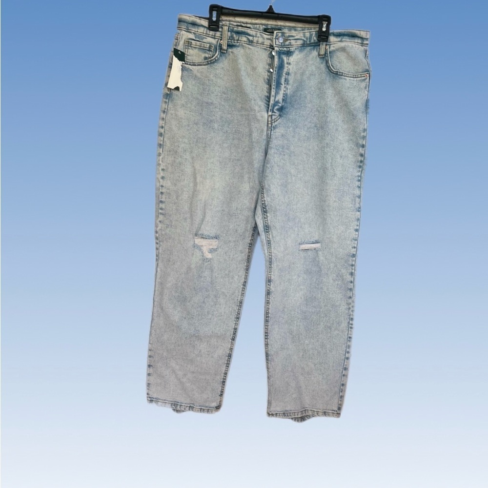 Wild Fable Light Wash women’s stretch Jeans size 18S/34 Waist.